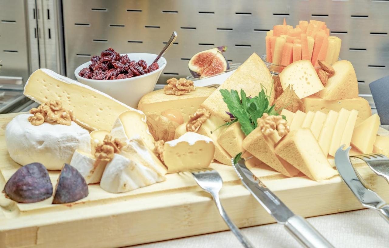 Gorfion Familotel Малбун Екстериор снимка