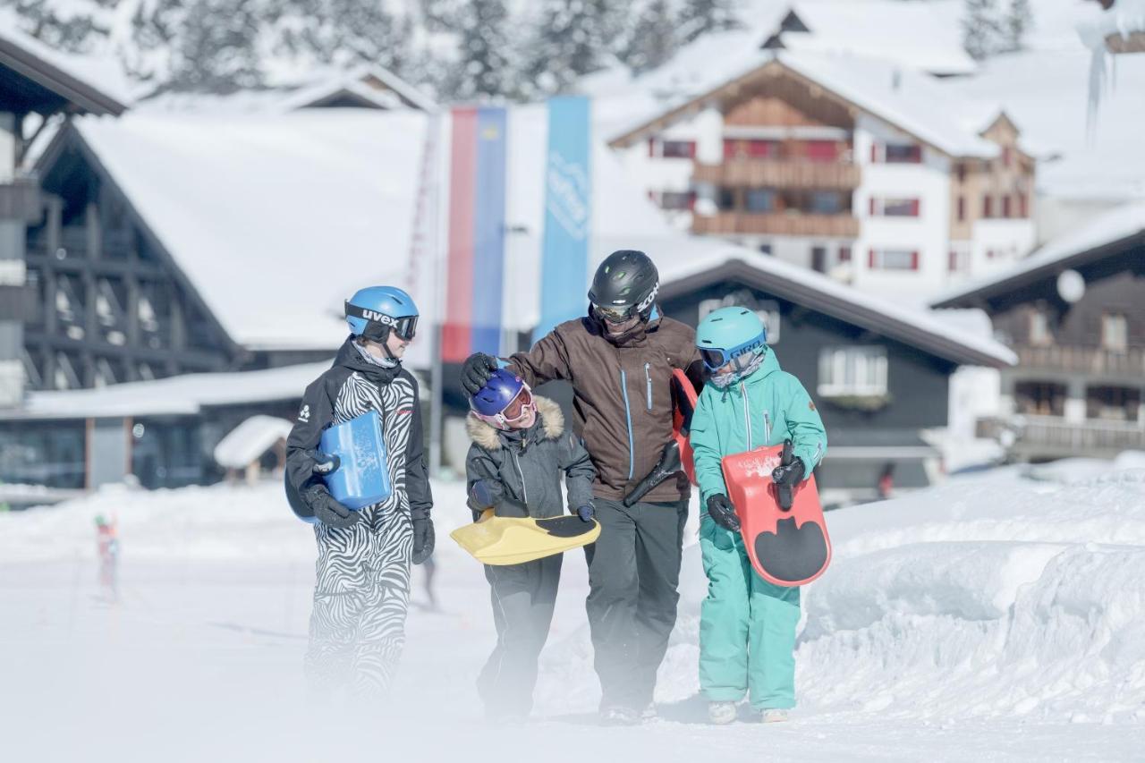 Gorfion Familotel Малбун Екстериор снимка
